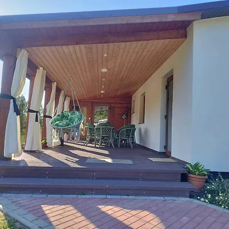 Semesterbostad Near Baltic Sea And Forest Kołczewo